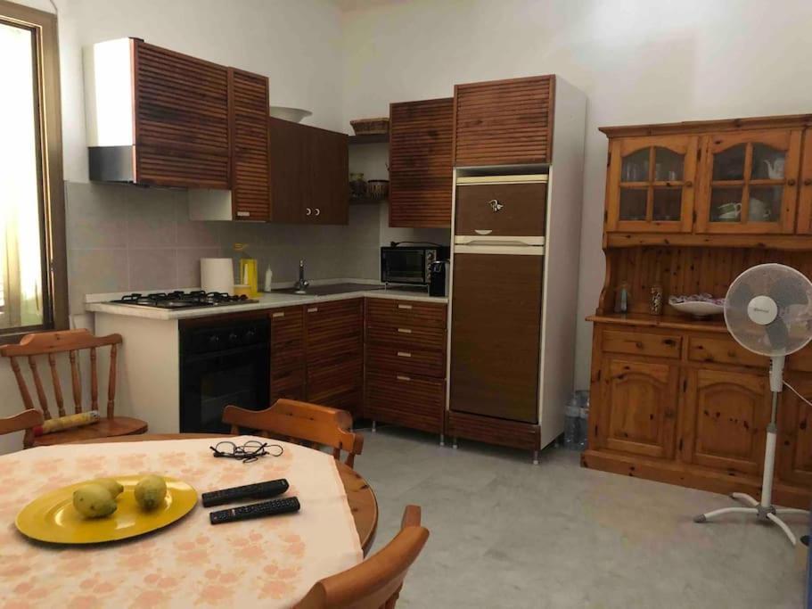 Casa Indipendente I Due Mari Villa Porto Torres Exterior foto